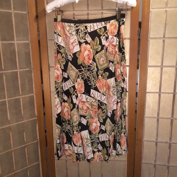 Loco Lindo Africa skirt - Picture 3 of 3